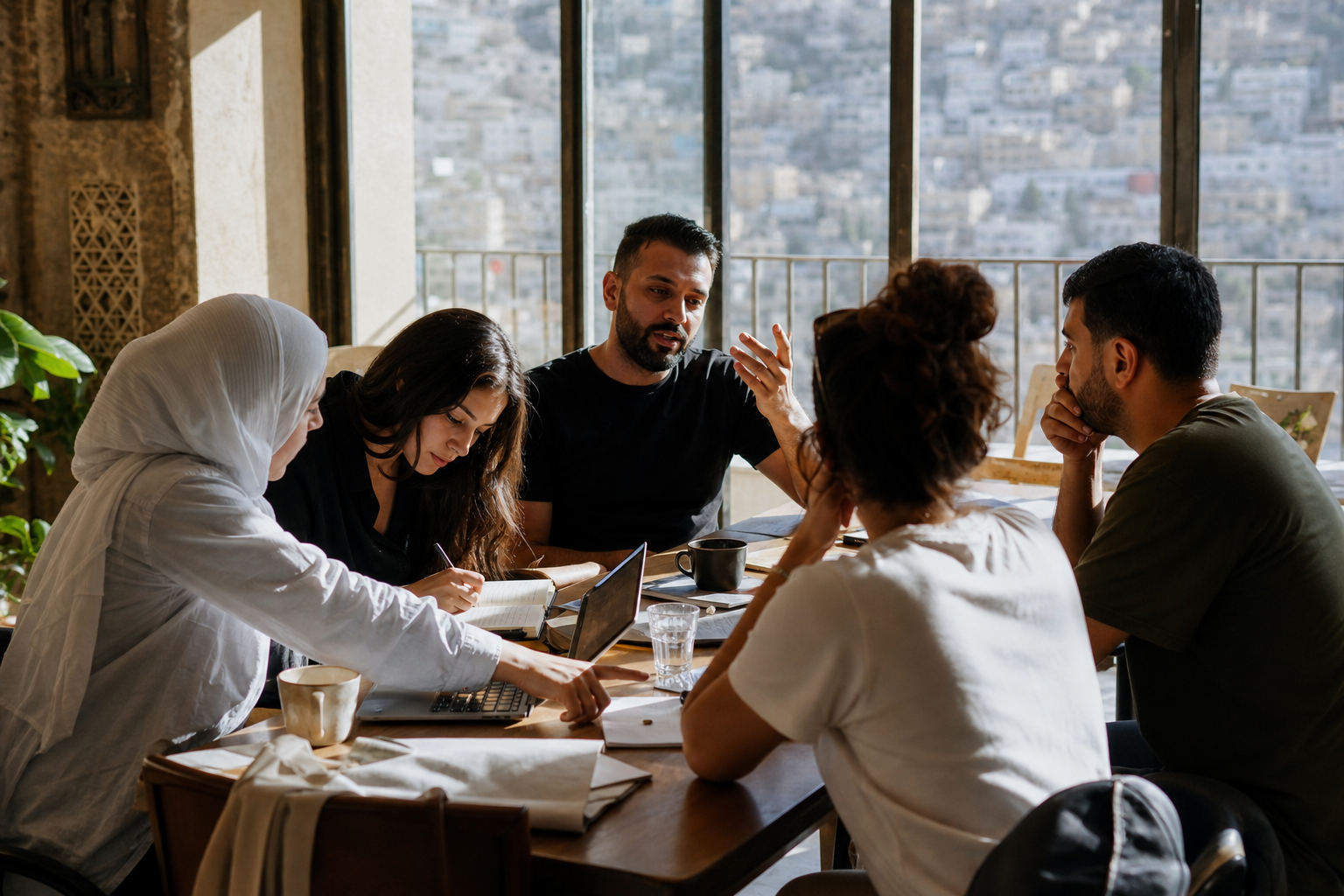 أفضل منصات إدارة المشاريع للفرق العربية — لماذا تحتاج الفرق العربية معايير مختلفة عند اختيار منصة إدارة المشاريع؟